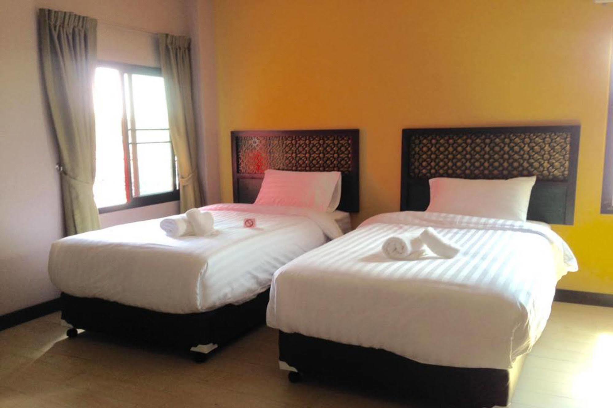Hotel Mulberry House Pak Thong Chai Exteriér fotografie