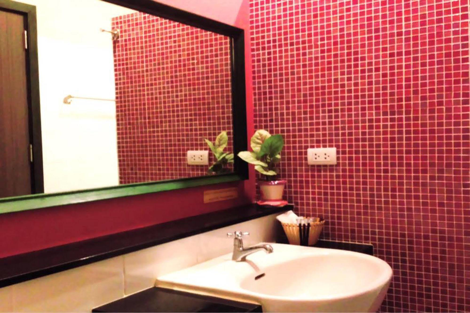 Hotel Mulberry House Pak Thong Chai Exteriér fotografie