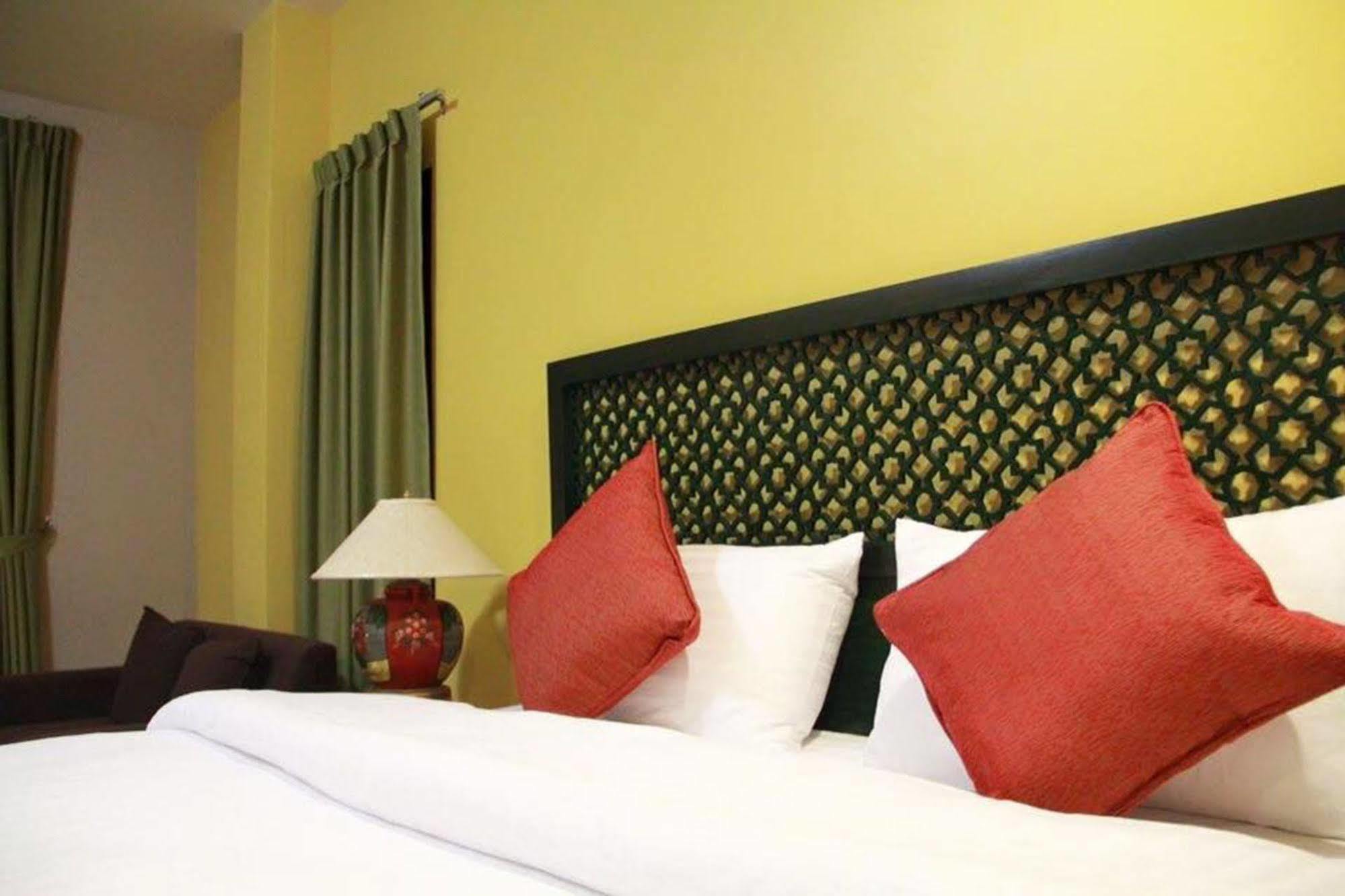 Hotel Mulberry House Pak Thong Chai Exteriér fotografie